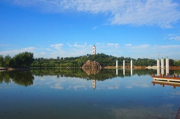 侯靈竹 (1).jpg